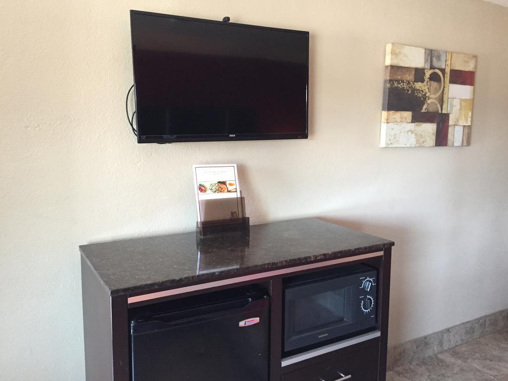 Harbor Inn & Suites Oceanside Ruang foto