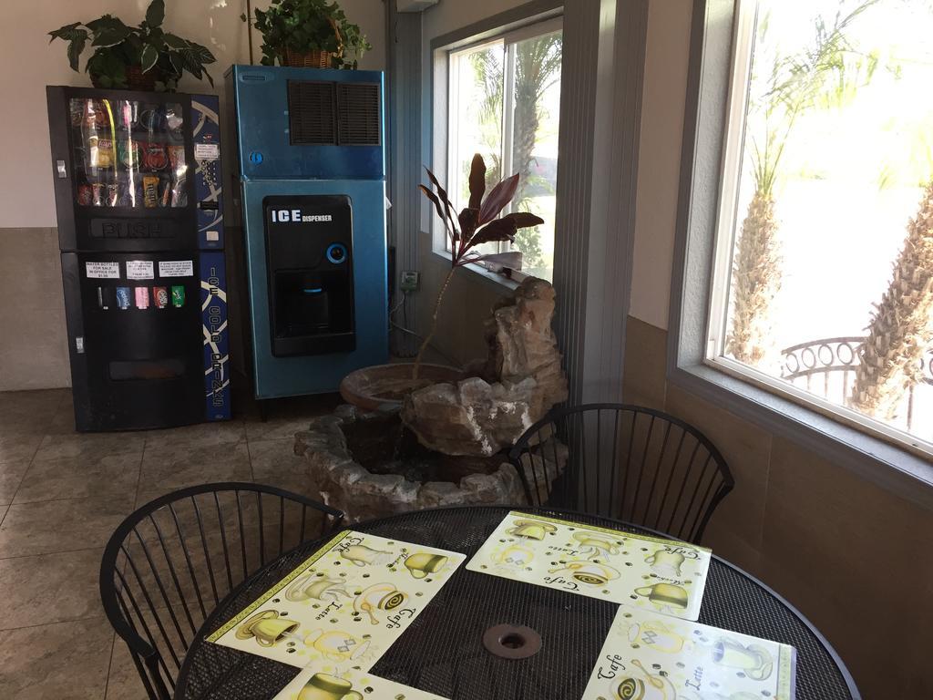 Harbor Inn & Suites Oceanside Bagian luar foto